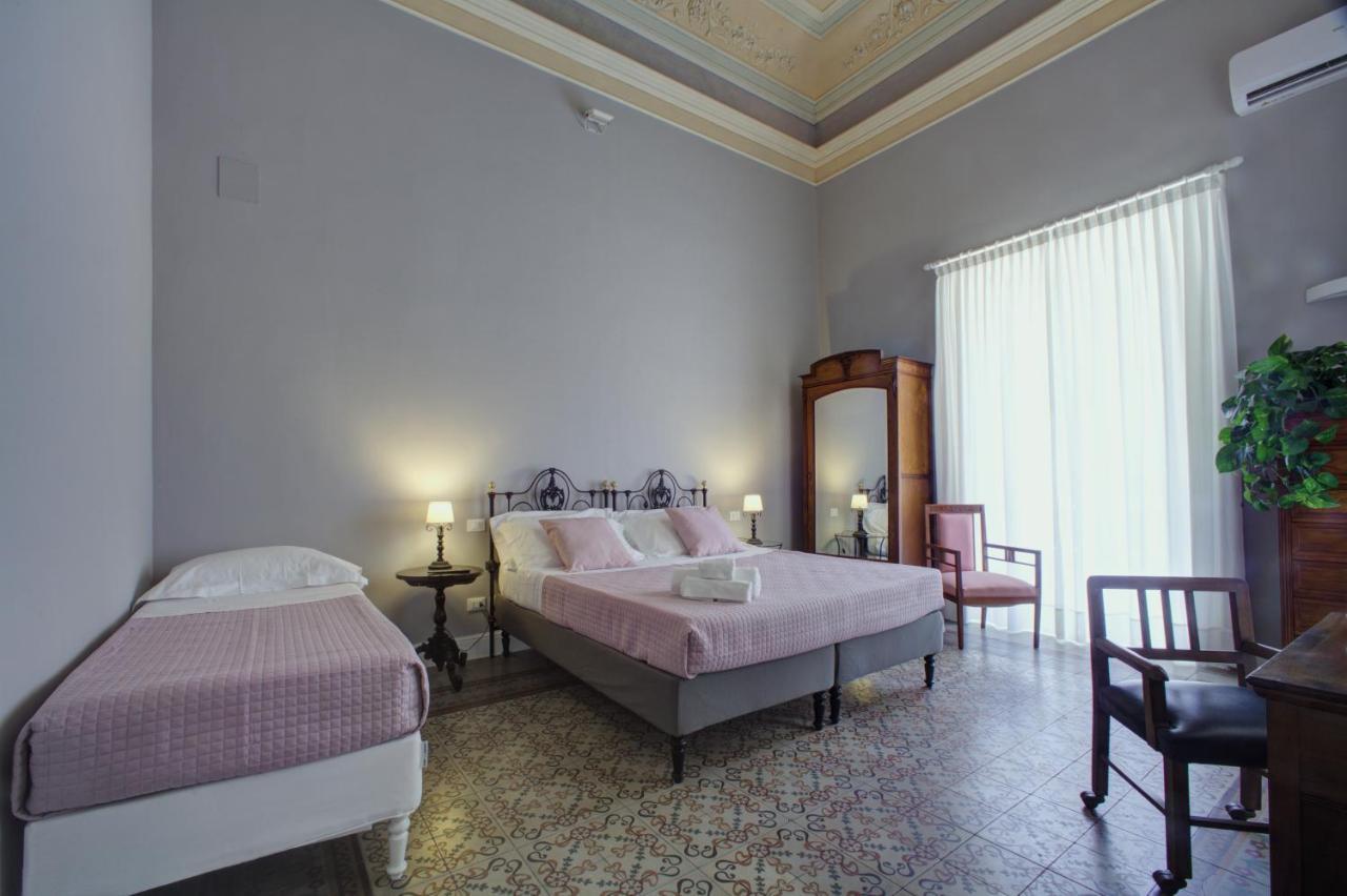 Palazzo Pastura B&B And Apartments CTA Exterior foto